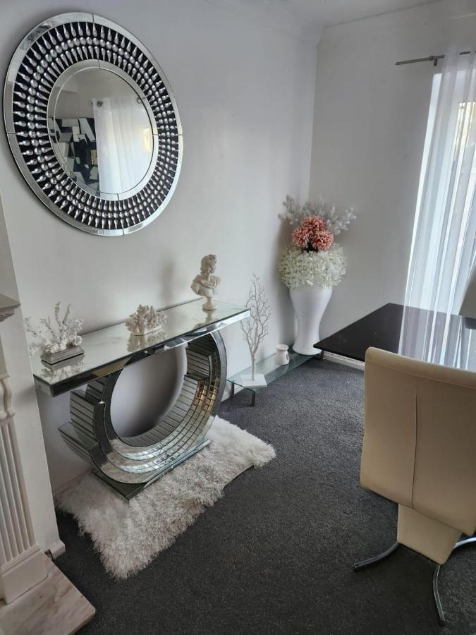 Private Luxurious Space Basildon  Exteriör bild